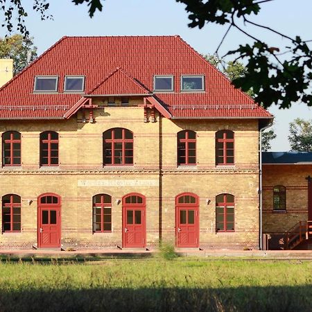 Ferienwohnungen Bahnhof Werder ยือเทอร์บ็อก ภายนอก รูปภาพ
