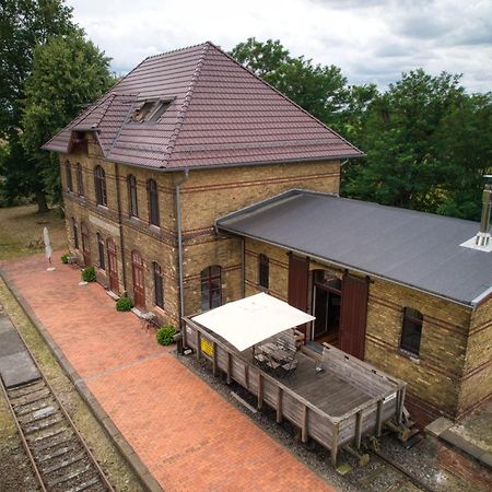 Ferienwohnungen Bahnhof Werder ยือเทอร์บ็อก ภายนอก รูปภาพ